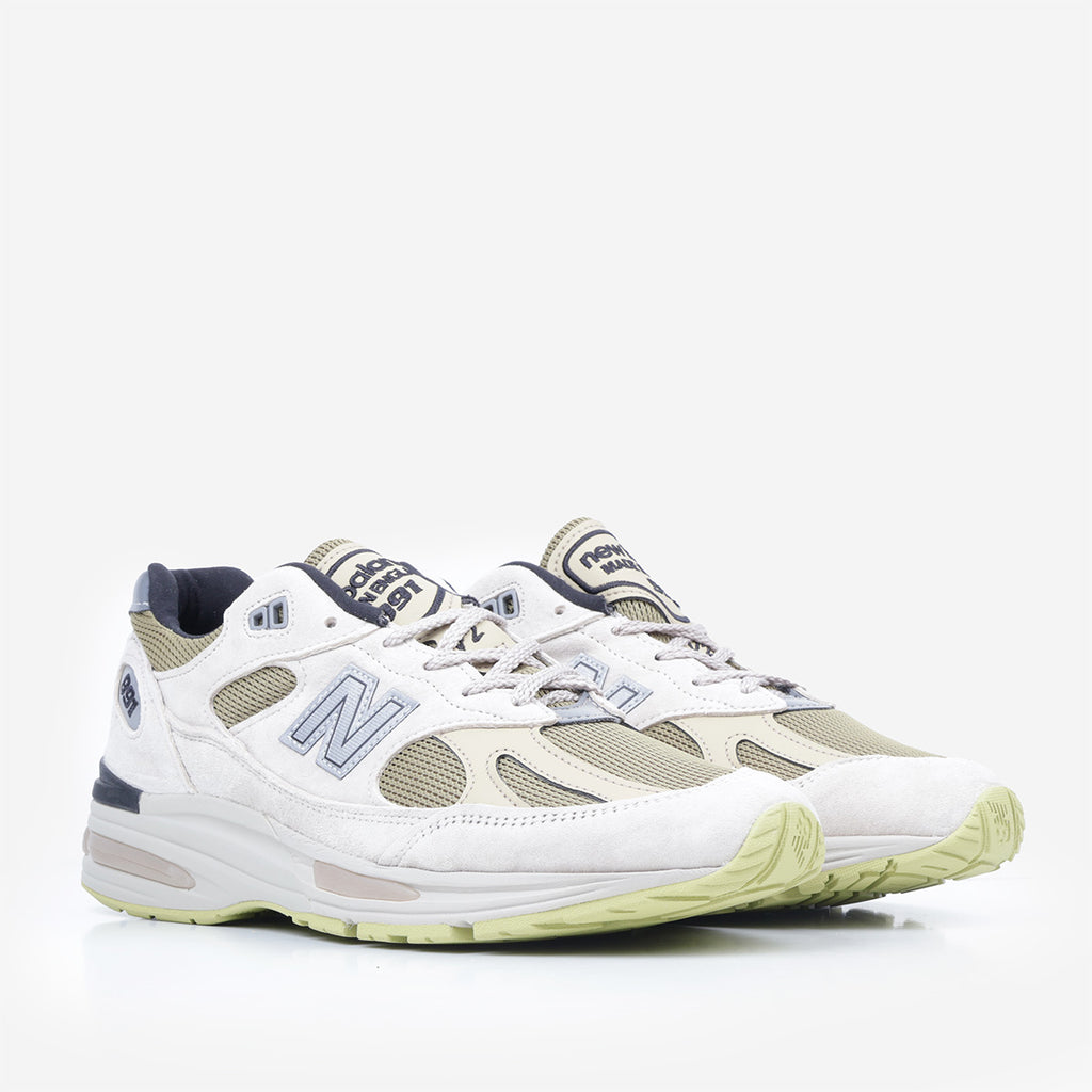 New Balance Made In UK 991v2 Neo Synthesis Shoes, Silver Birch Amber Green Silver Fern, Detail Shot 2