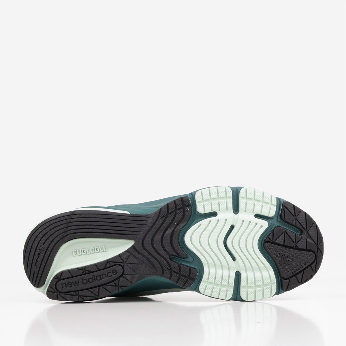 main New Balance Made In USA 990v6 Shoes