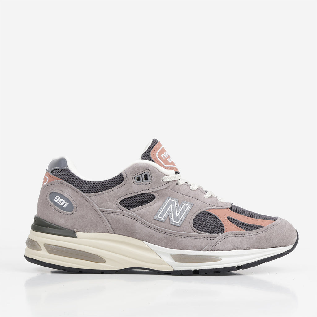 New Balance Made In UK 991v2 Shoes, Elephant Skin Cork Dark Gull Grey, Detail Shot 1