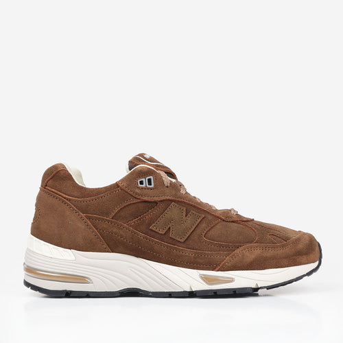 New Balance Made in UK 991v1 Shoes in Cocoa, side profile