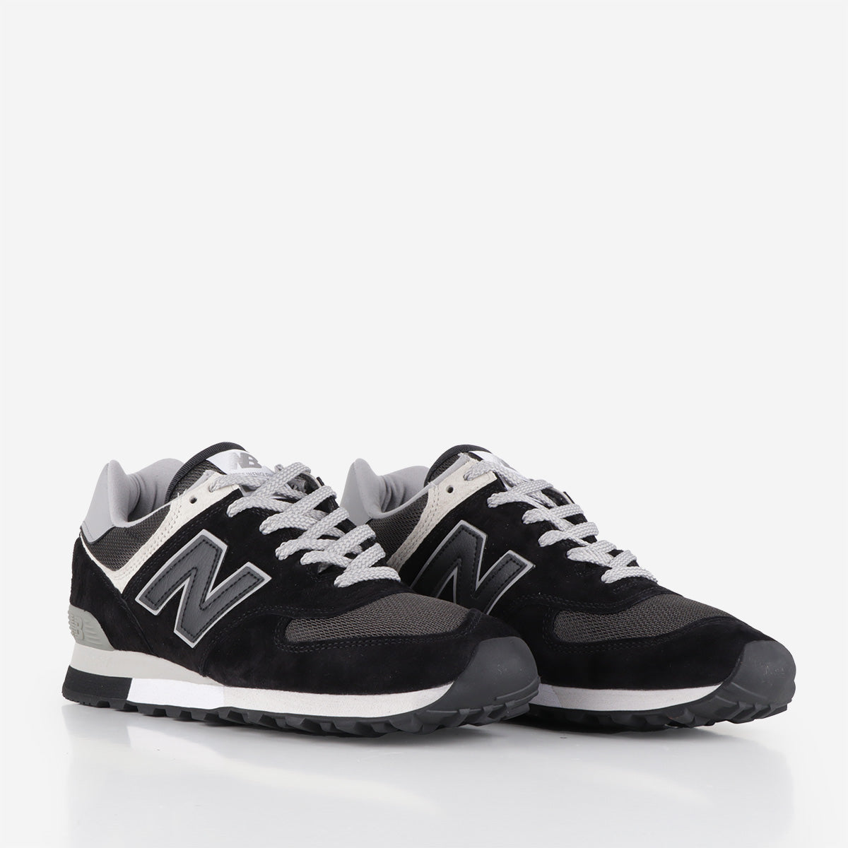 New Balance OU576PBK Shoes, Black, Detail Shot 2