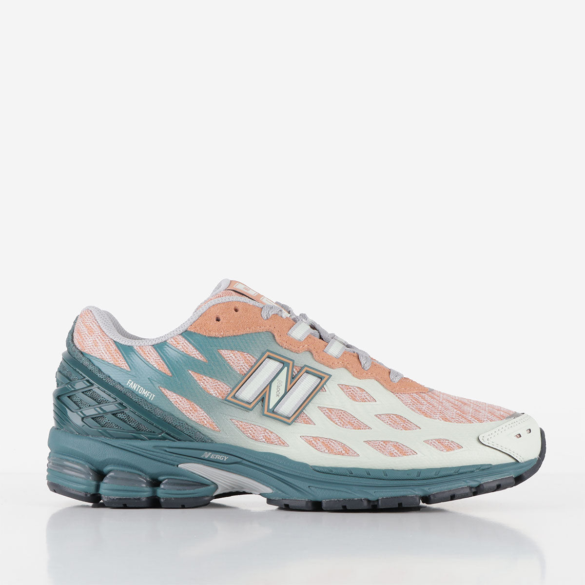 New Balance U1906WFB Shoes, New Spruce Light Sparrow Natural Mint, Detail Shot 1