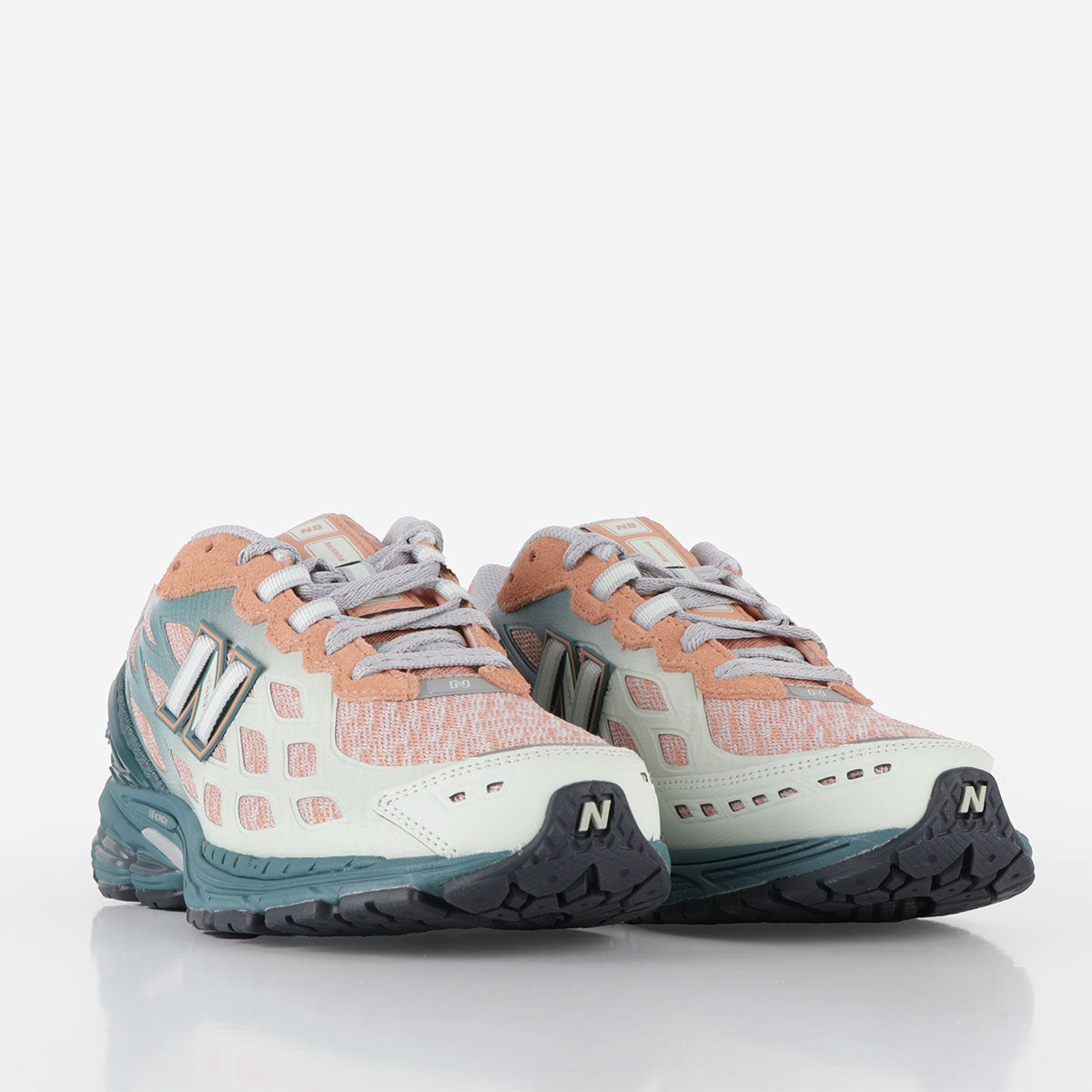 New Balance U1906WFB Shoes, New Spruce Light Sparrow Natural Mint, Detail Shot 2