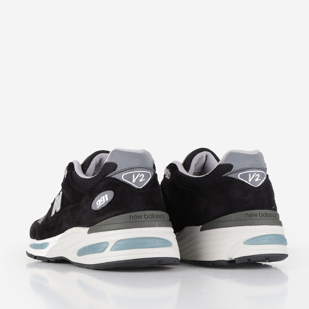 New Balance U991BK2 Shoes, Black/Smoked Pearl/Silver, Detail Shot 3