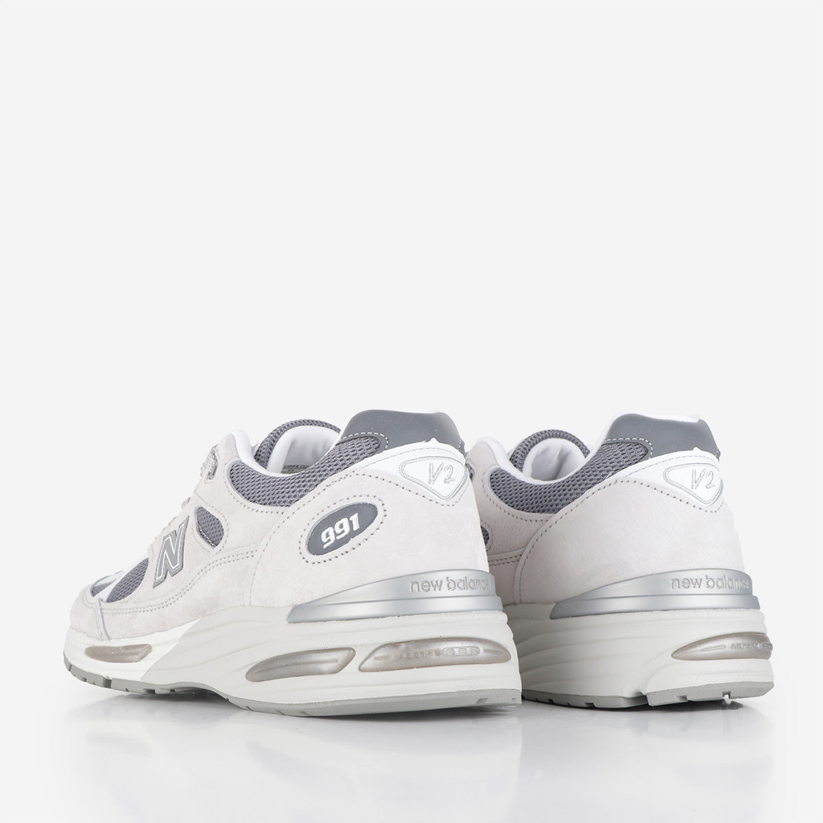 New Balance U991LG2 Shoes, Nimbus Cloud/Cool Grey 7 c/Silver, Detail Shot 4