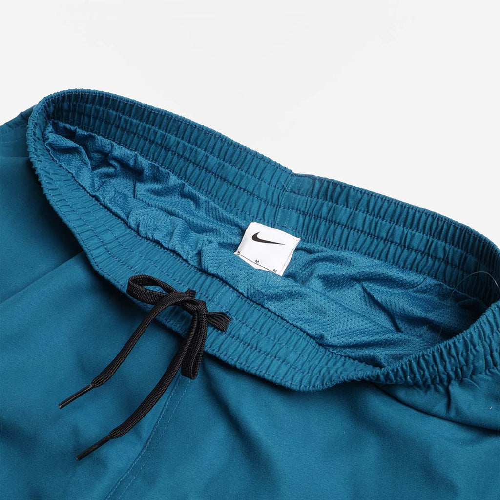 Nike Swim Core Solid 5" Shorts, Green Abyss, Detail Shot 3