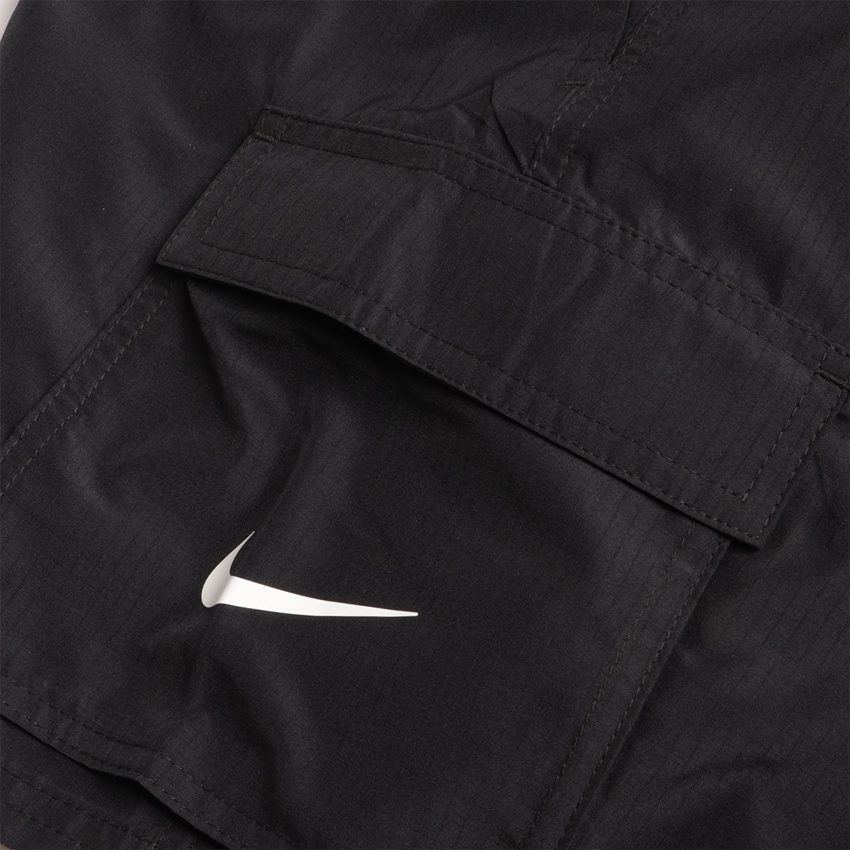Nike Swim Voyage 5" Volley Shorts, Black, Detail Shot 5