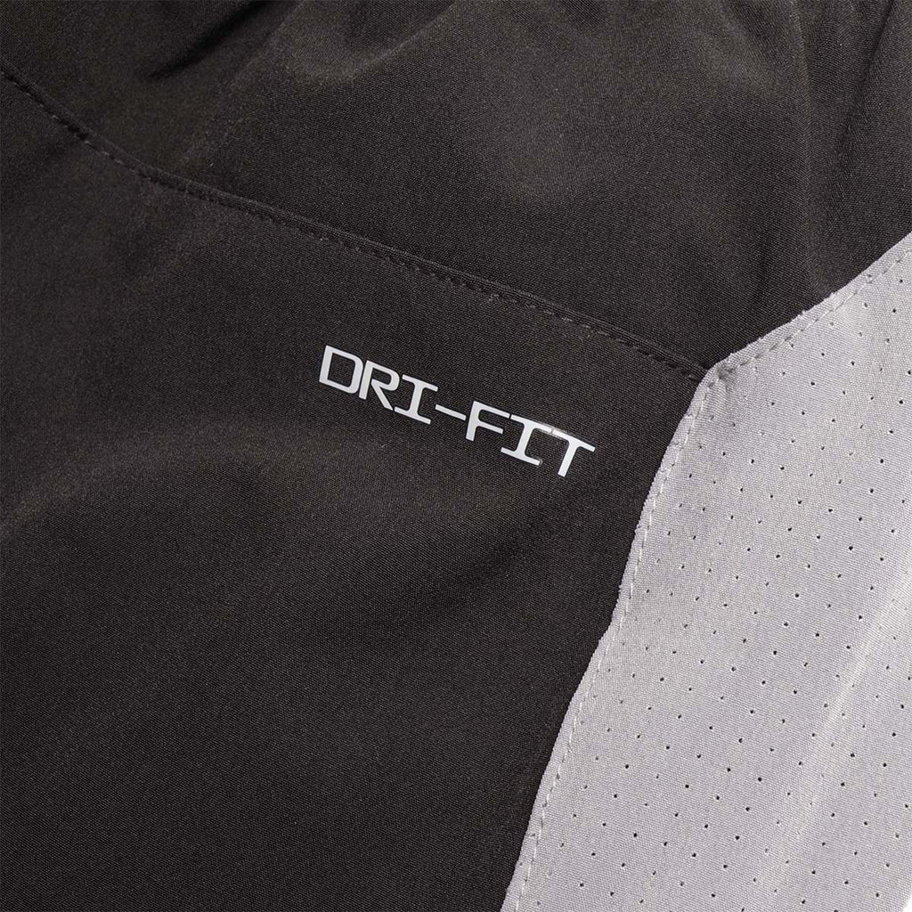 Nike Swim Contend Essential 5" Volley Shorts, Black, Detail Shot 5