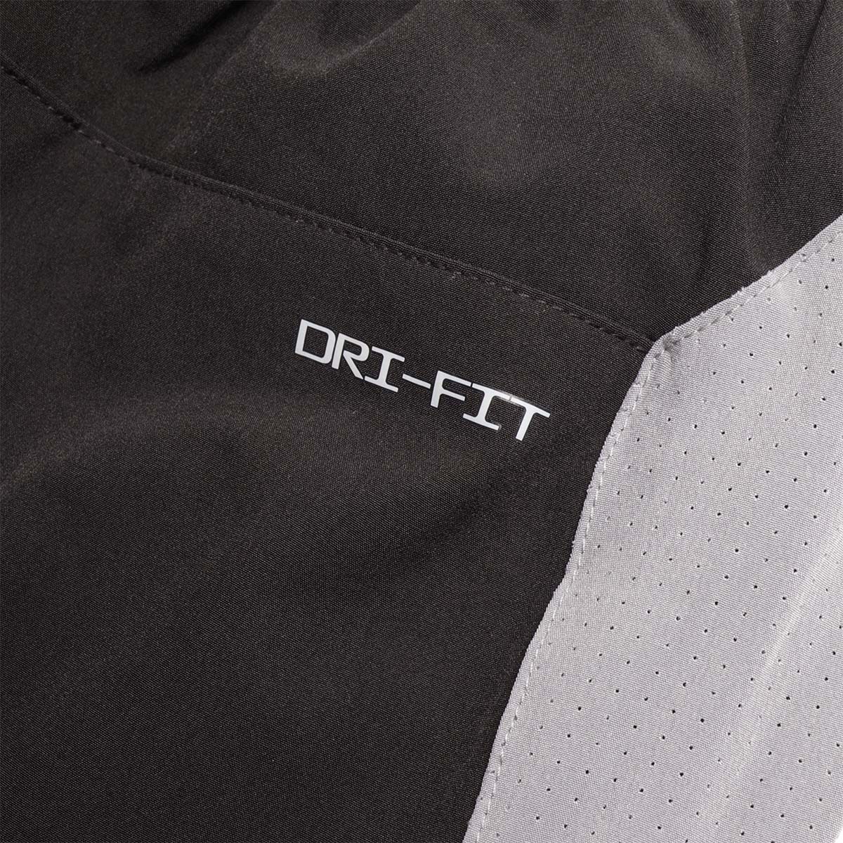 main Nike Swim Contend Essential 5" Volley Shorts, Black, Detail Shot 5