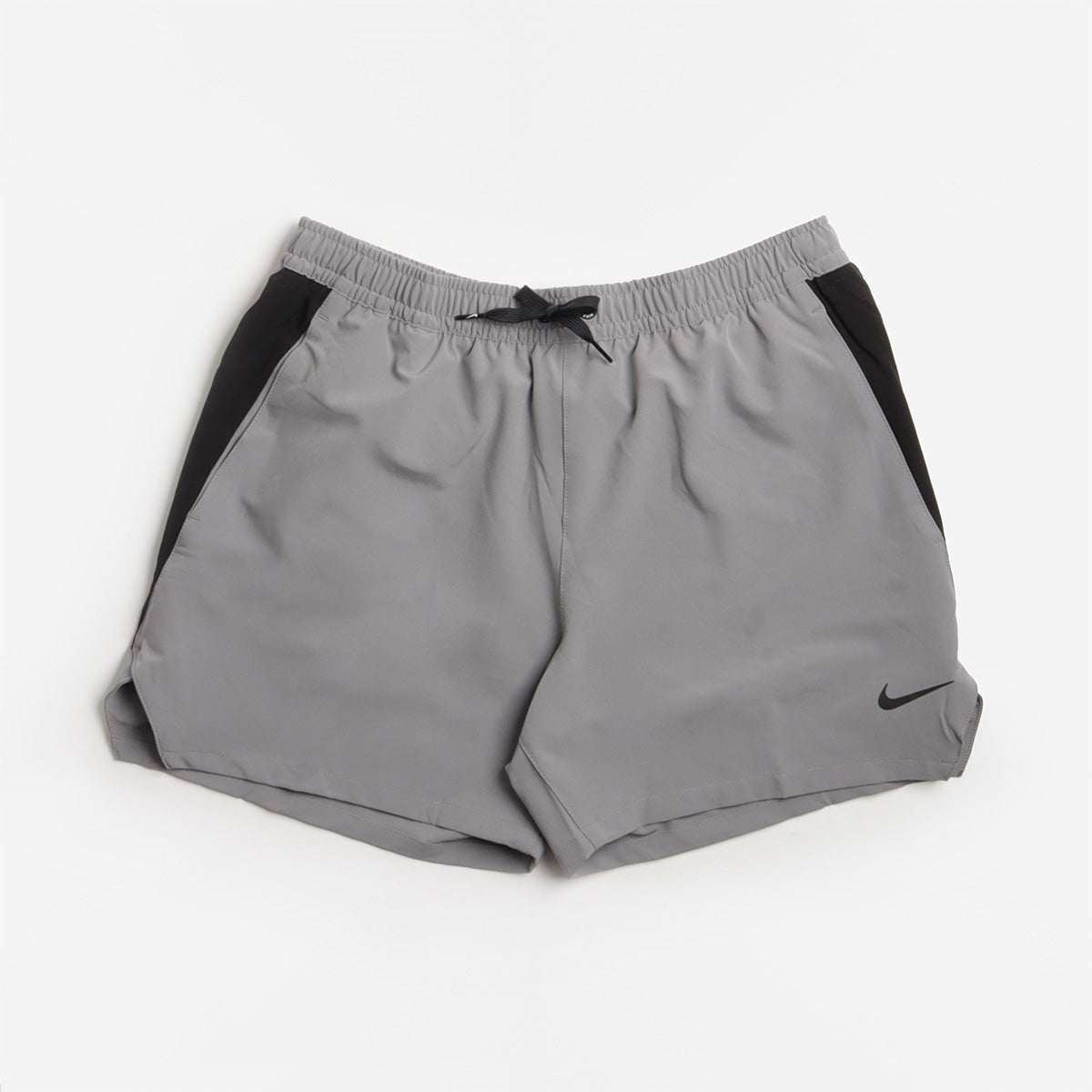 main Nike Swim Contend Essential 5" Volley Shorts, Cool Grey, Detail Shot 1