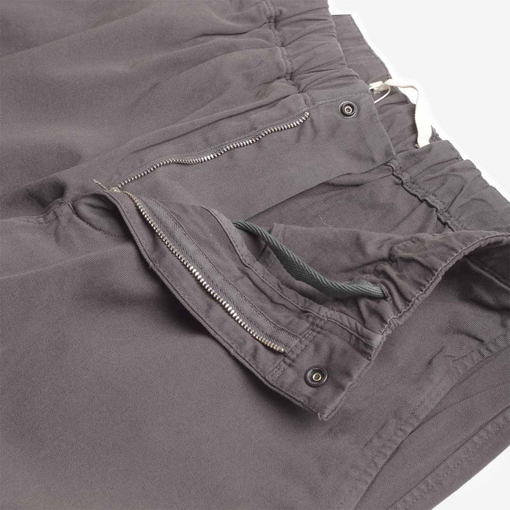 Norse Projects Ezra Light Stretch Pant, Graphite, Detail Shot 3