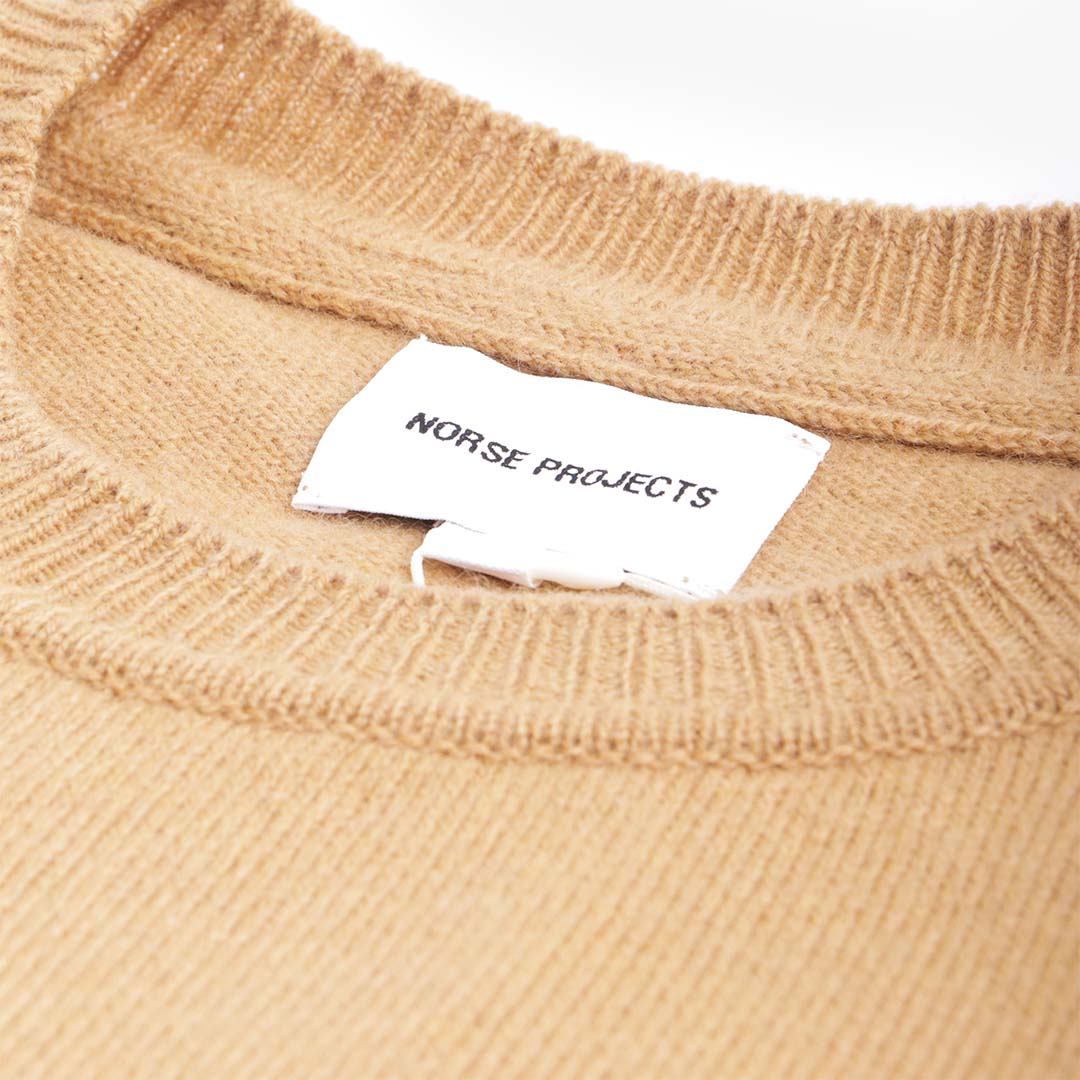 Norse Projects Sigfred Lambswool Sweater, Camel, Detail Shot 2