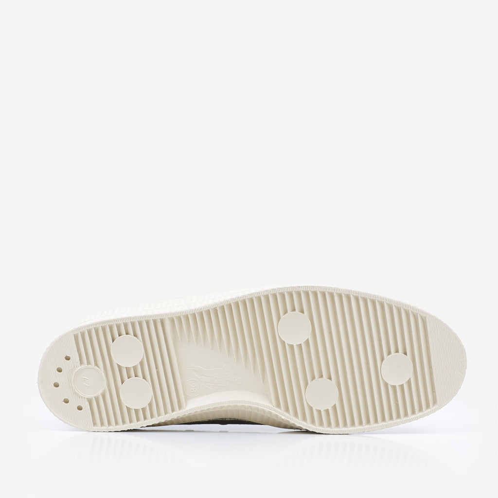Novesta Star Master Contrast Stitch Shoes, Kari Beige Ecru, Detail Shot 4
