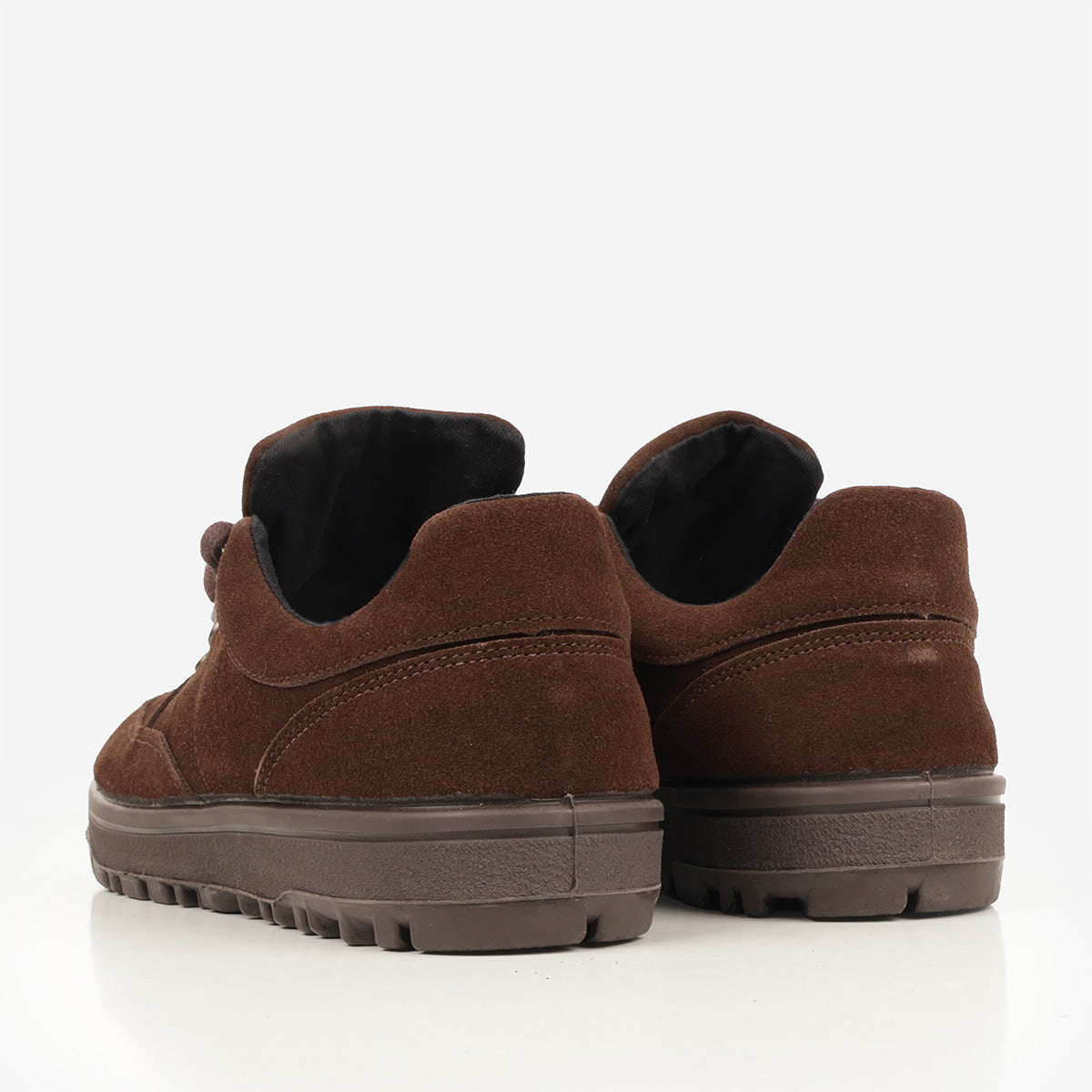Novesta Trampky Shoes, All Suede Very Brown, Detail Shot 4