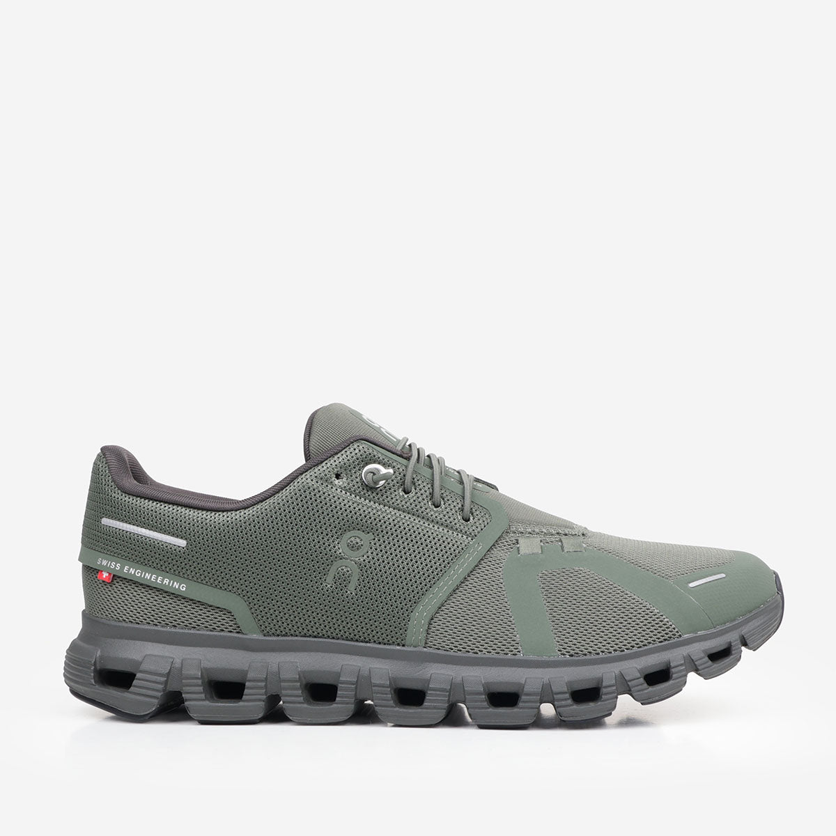 ON Running Cloud 6 Shoes