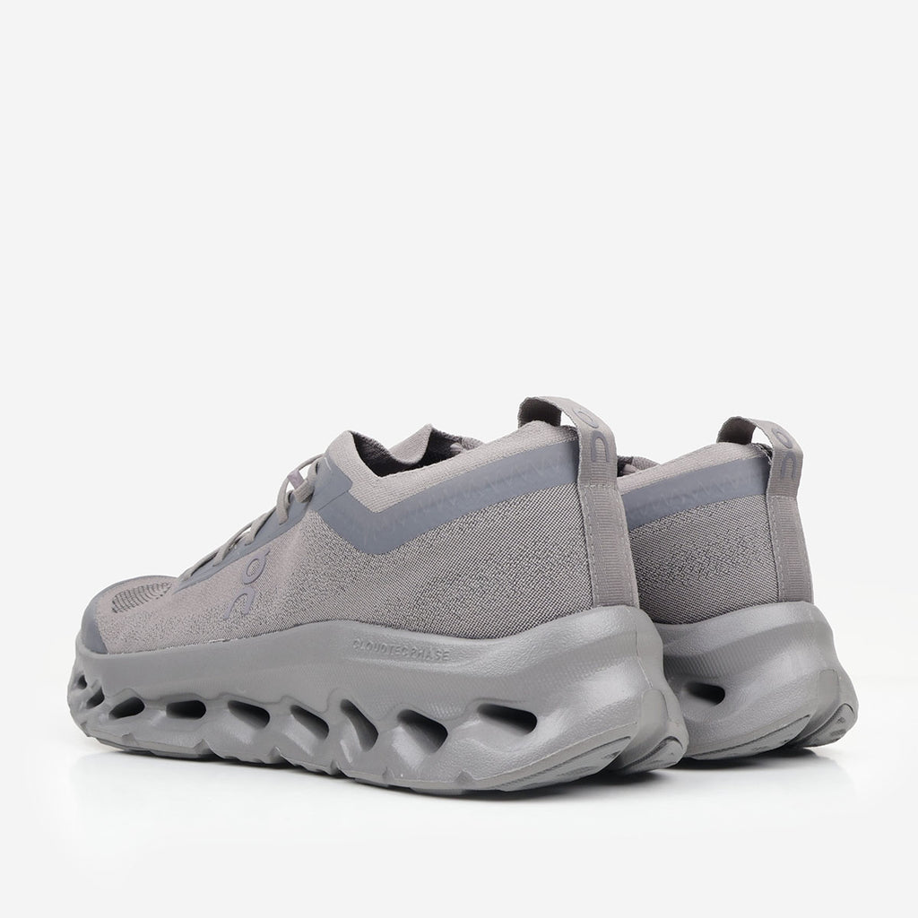 ON Running Cloudtilt Moon Shoes