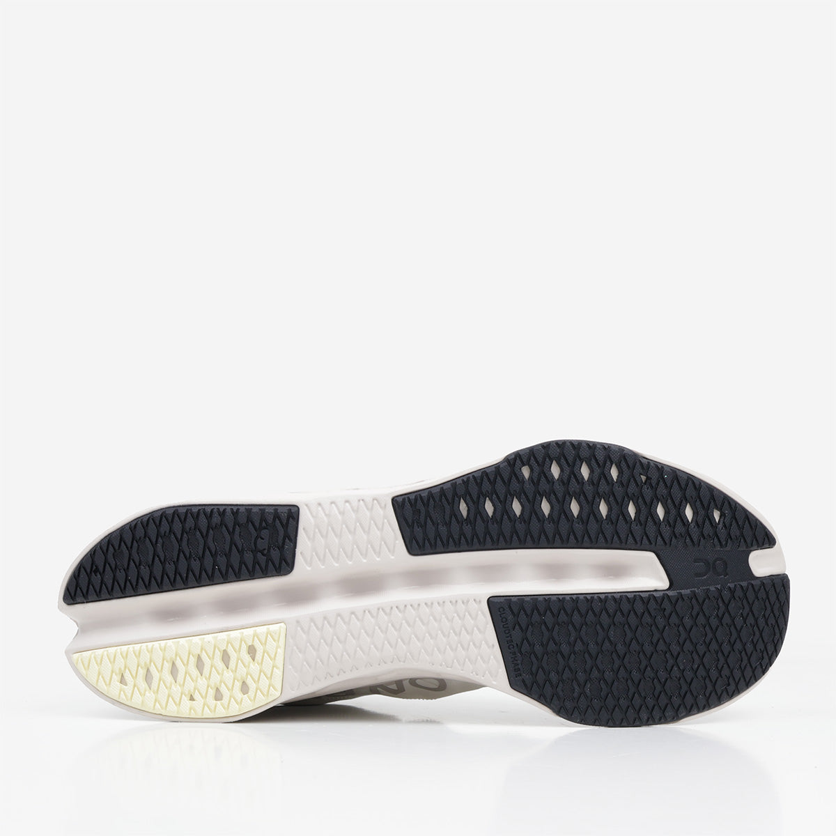 main ON Cloudsurfer Next Shoes, Ivory Silver, Detail Shot 2