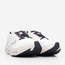 thumbnail ON Cloudsurfer Next Shoes, Ivory Silver, Detail Shot 3