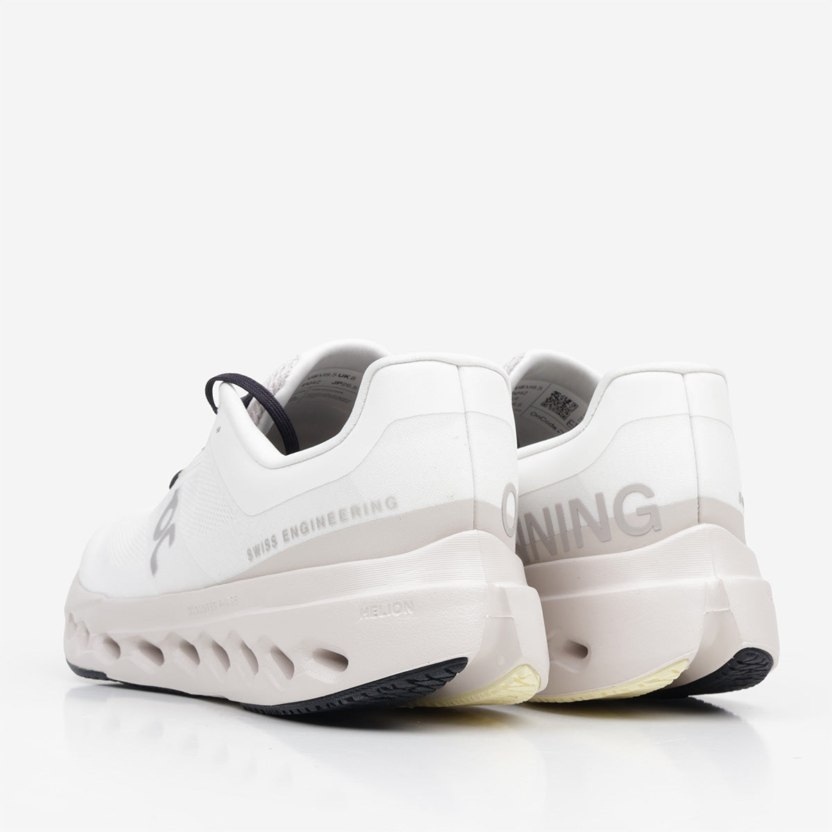 main ON Cloudsurfer Next Shoes, Ivory Silver, Detail Shot 4