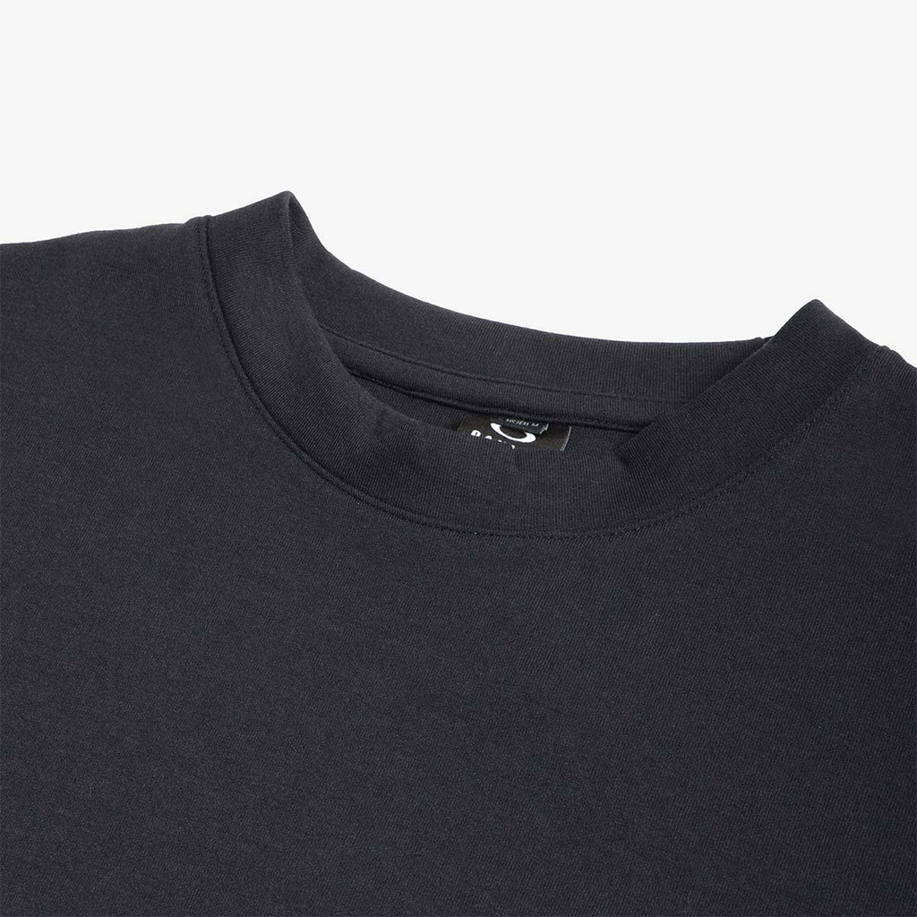 Oakley Reserve Pocket T-Shirt, Blackout, Detail Shot 3