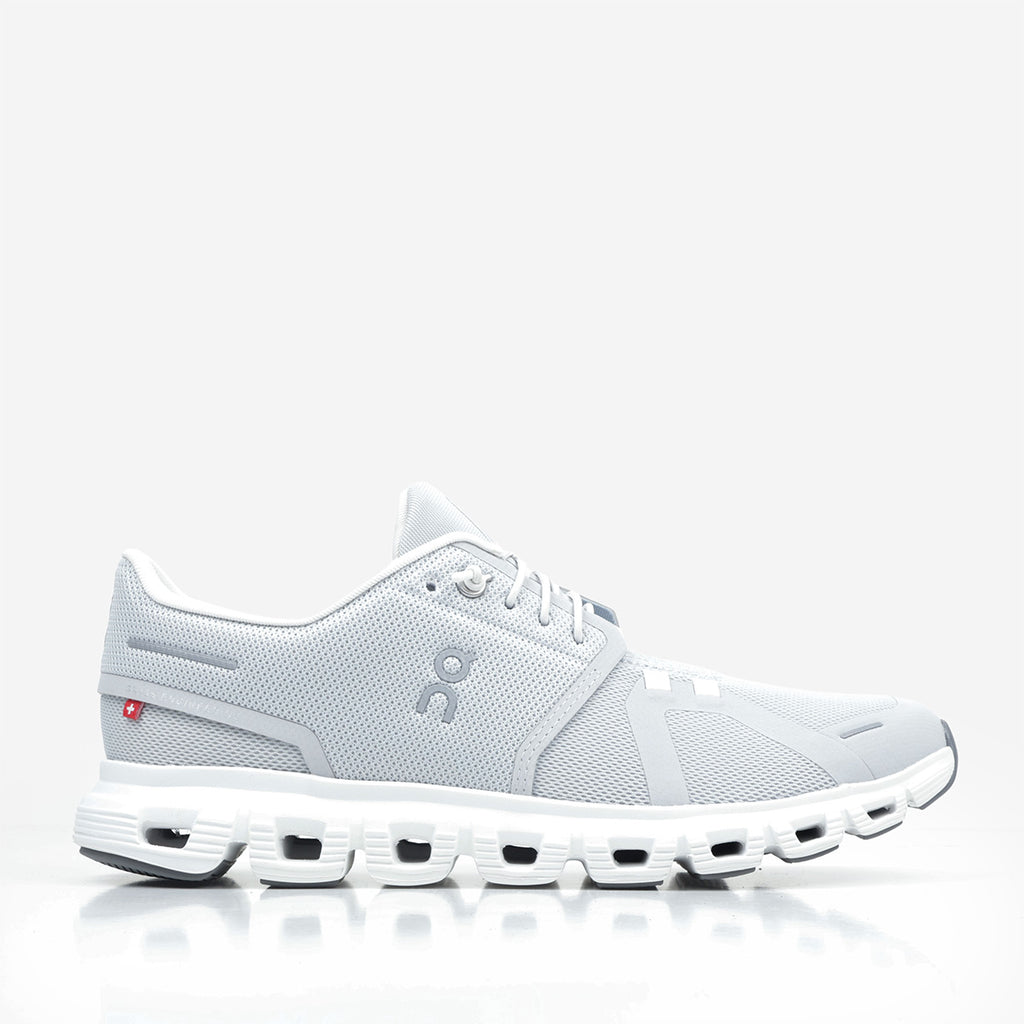 ON Running Cloud 6 Shoes in White, side view