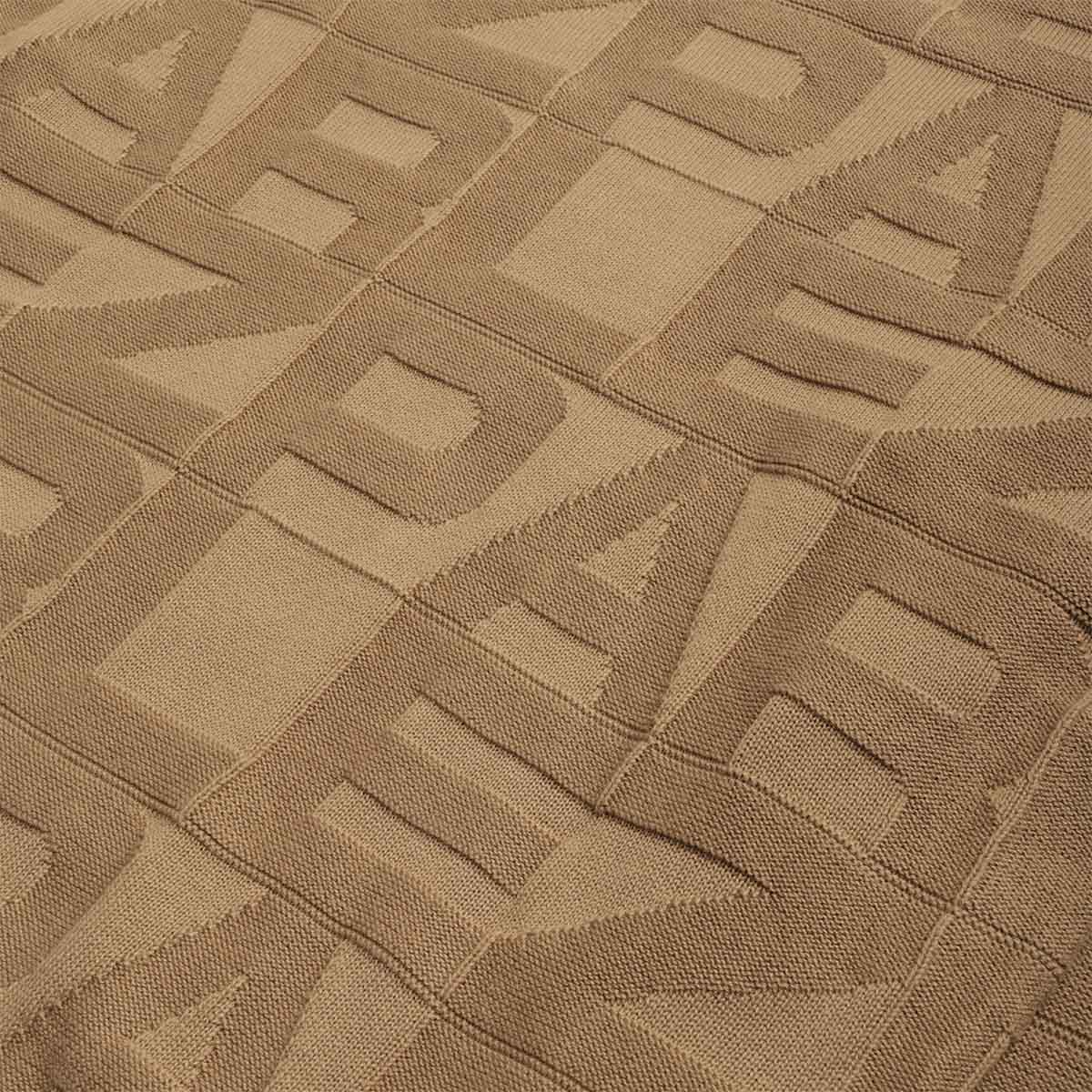 main Parlez Block Crew Knit, Sand, Detail Shot 3