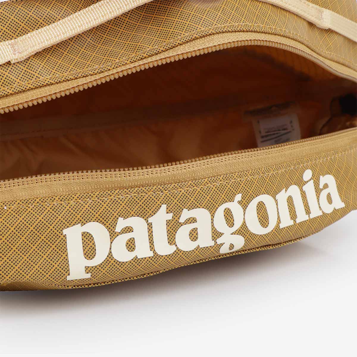 Patagonia Black Hole Cube 3L, Pufferfish Gold w Beeswax Tan, Detail Shot 4