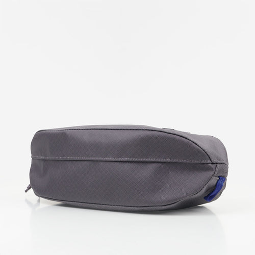 Patagonia Black Hole Cube 3L in Grey, angled view