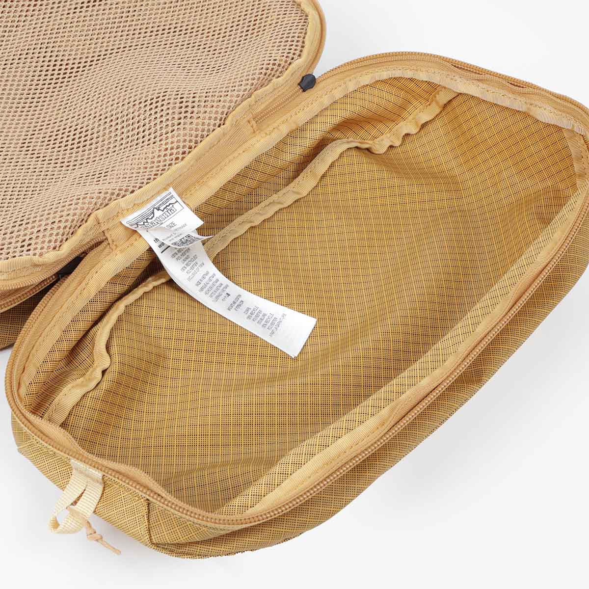 Patagonia Black Hole Cube 6L, Pufferfish Gold w Beeswax Tan, Detail Shot 5