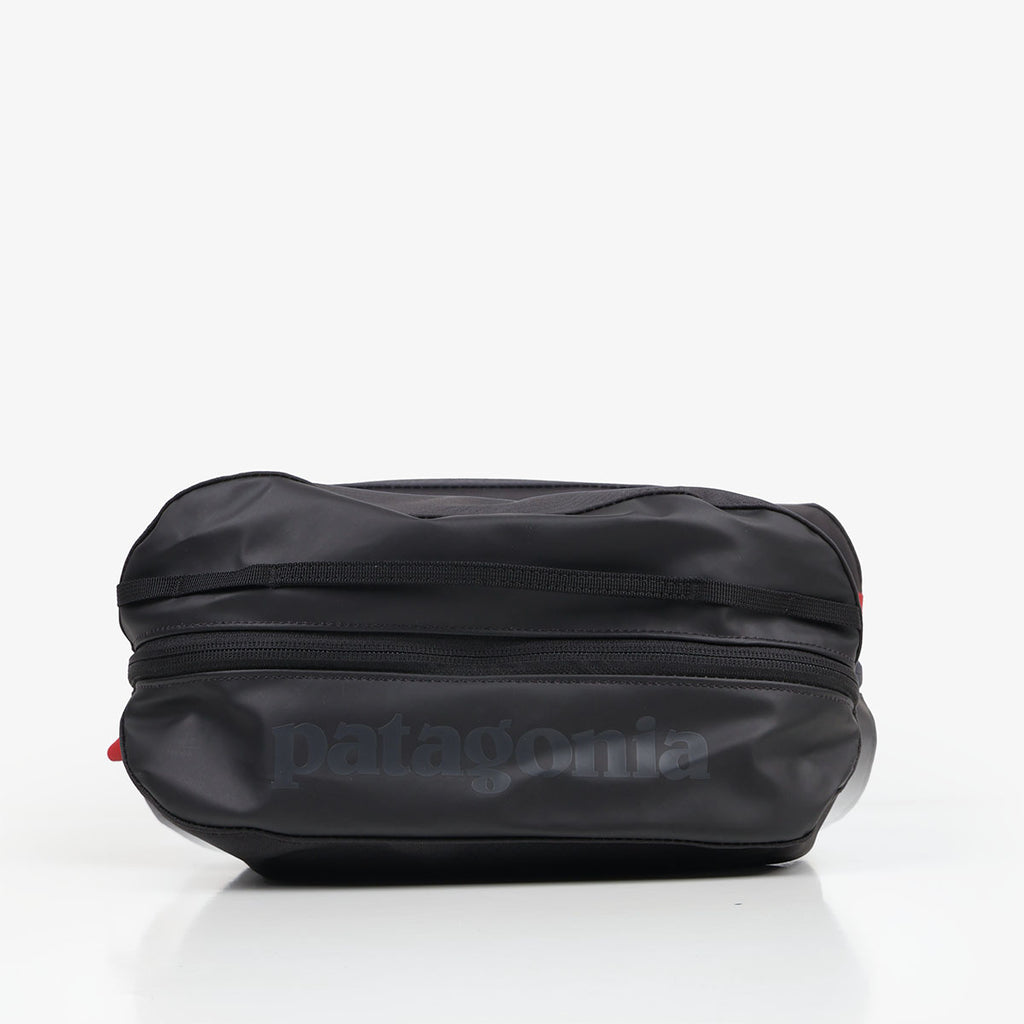 Patagonia Black Hole Cube 6L, Black w Black, Detail Shot 1