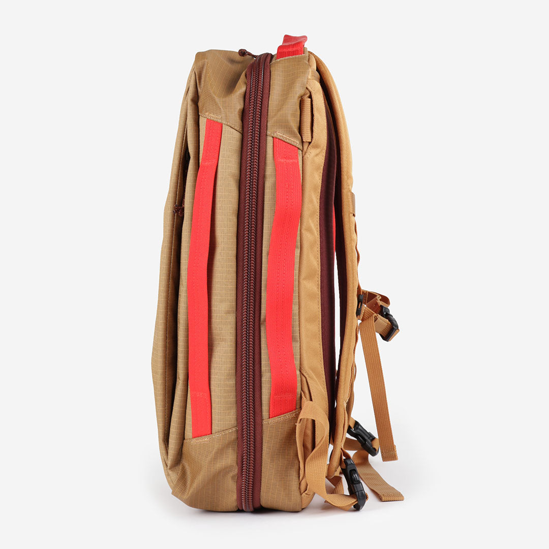 patagonia red gold backpack Refugio Daypack 26L Worn Wear built for efficient working on the go and capable gear carrying on the trail Patagonia Black Hole Micro MLC