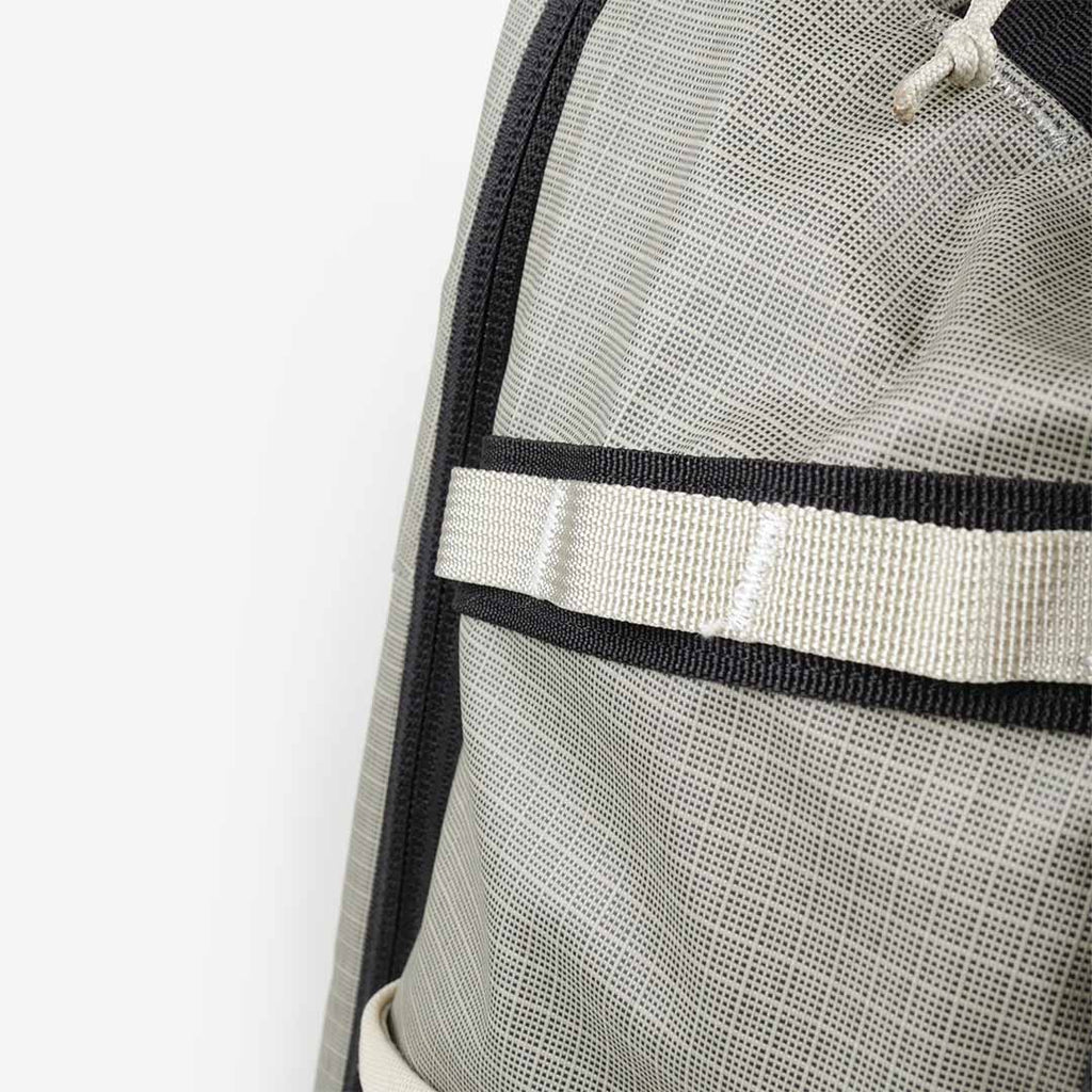 Patagonia Black Hole Mini MLC 30L, Weathered Stone, Detail Shot 4