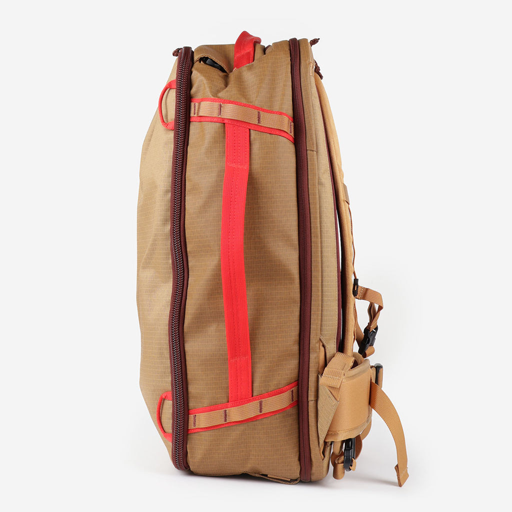 Patagonia Black Hole Mini MLC 30L Bag, Talon Gold, Detail Shot 2