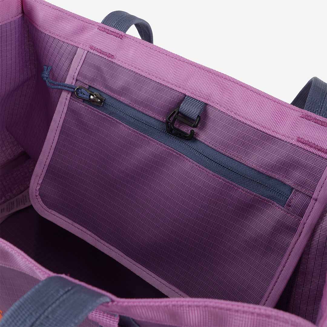main Patagonia Black Hole Tote 25L, Brisk Purple, Detail Shot 3