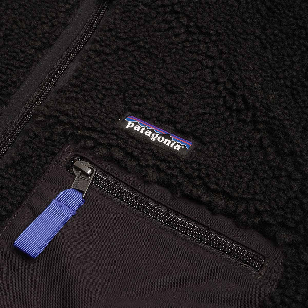 Patagonia Classic Retro-X Fleece Vest, Black, Detail Shot 3