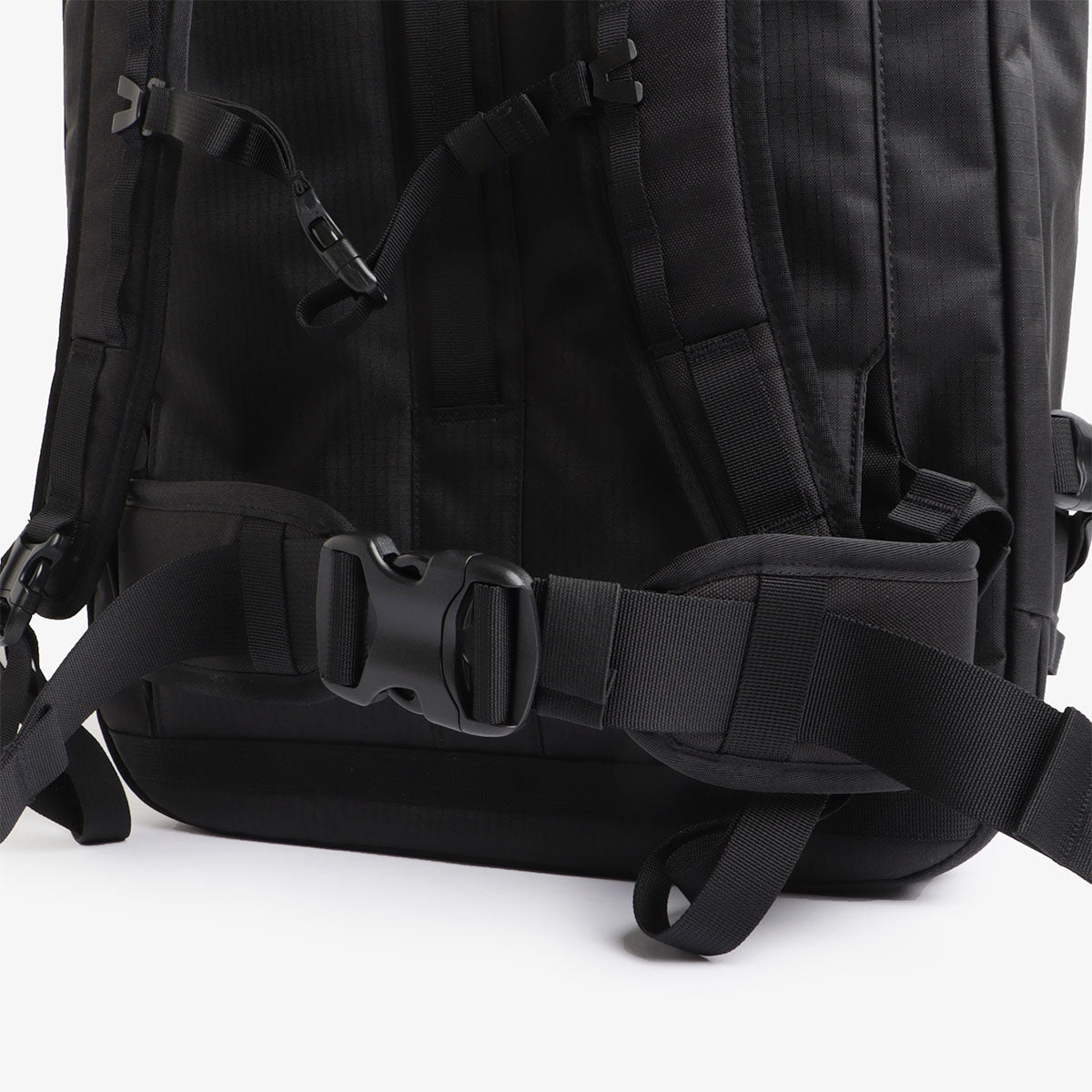 Patagonia Black Hole MLC Bag 45L, Black, Detail Shot 5