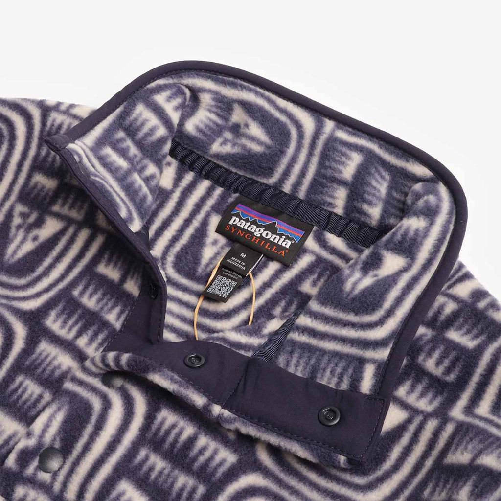 Patagonia Lightweight Synchilla Snap-T Fleece Pullover, Flow: Sunken Blue, Detail Shot 3