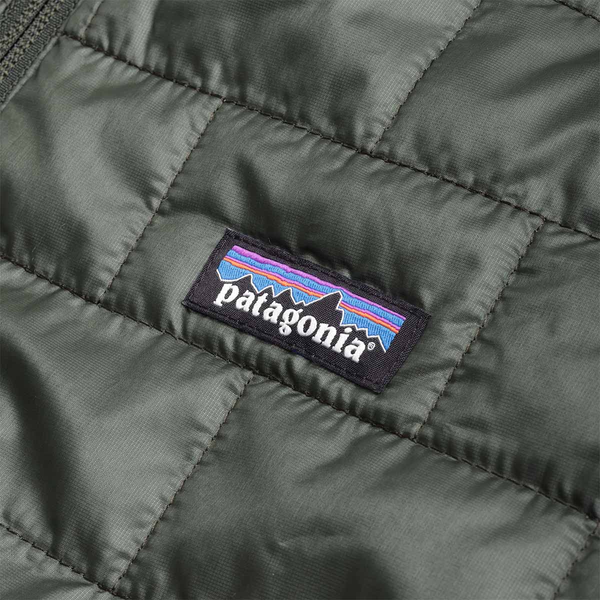 main Patagonia Nano Puff Jacket, Old Growth Green, Detail Shot 5