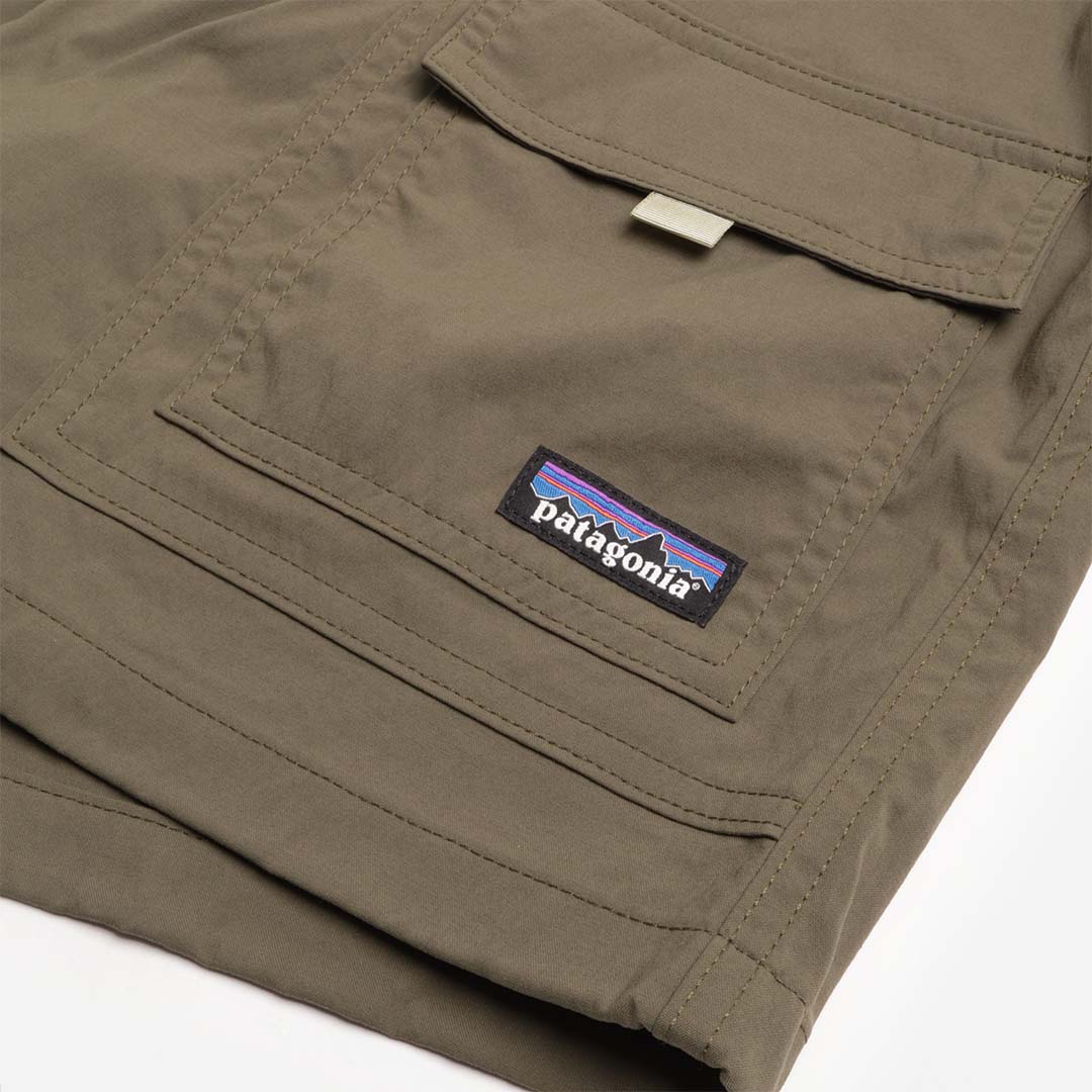 main Patagonia Outdoor Everyday 6" Shorts, Basin Green, Detail Shot 2