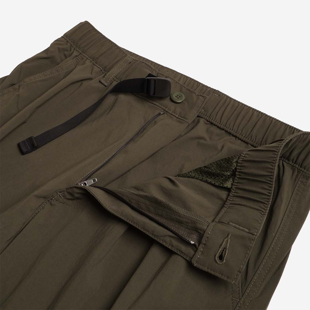 Patagonia Outdoor Everyday Pant, Pine Needle Green, Detail Shot 2