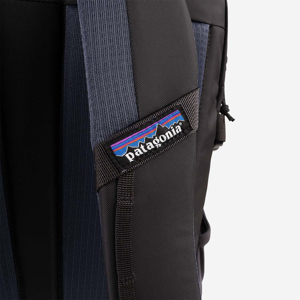 Patagonia Refugio Day Pack 26L, Smolder Blue, Detail Shot 4