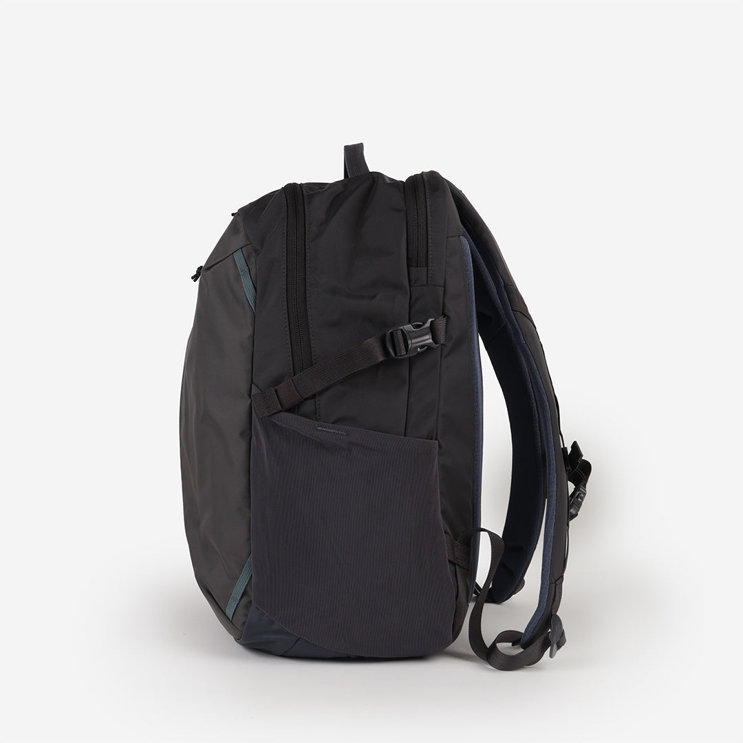 Patagonia Refugio Day Pack 26L, Smolder Blue, Detail Shot 2