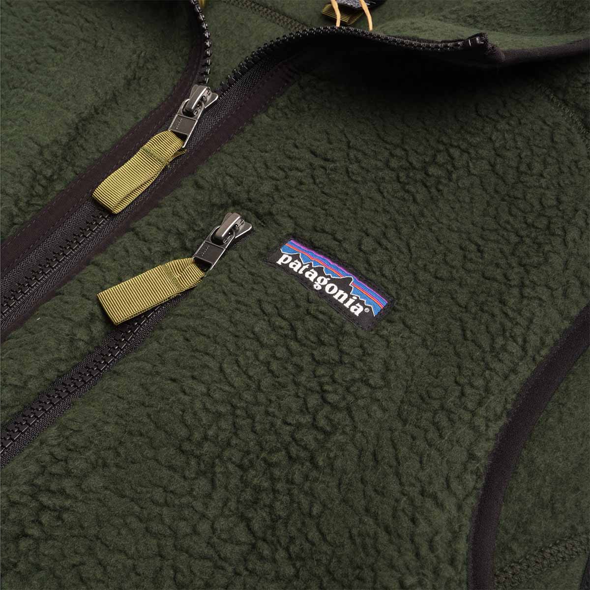 main Patagonia Retro Pile Vest, Old Growth Green, Detail Shot 3