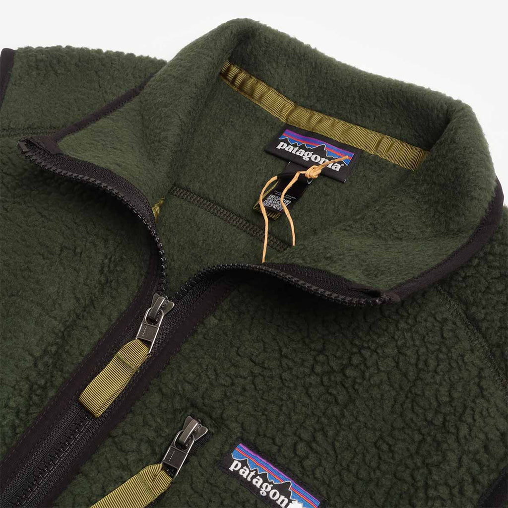 Patagonia Retro Pile Vest, Old Growth Green, Detail Shot 4