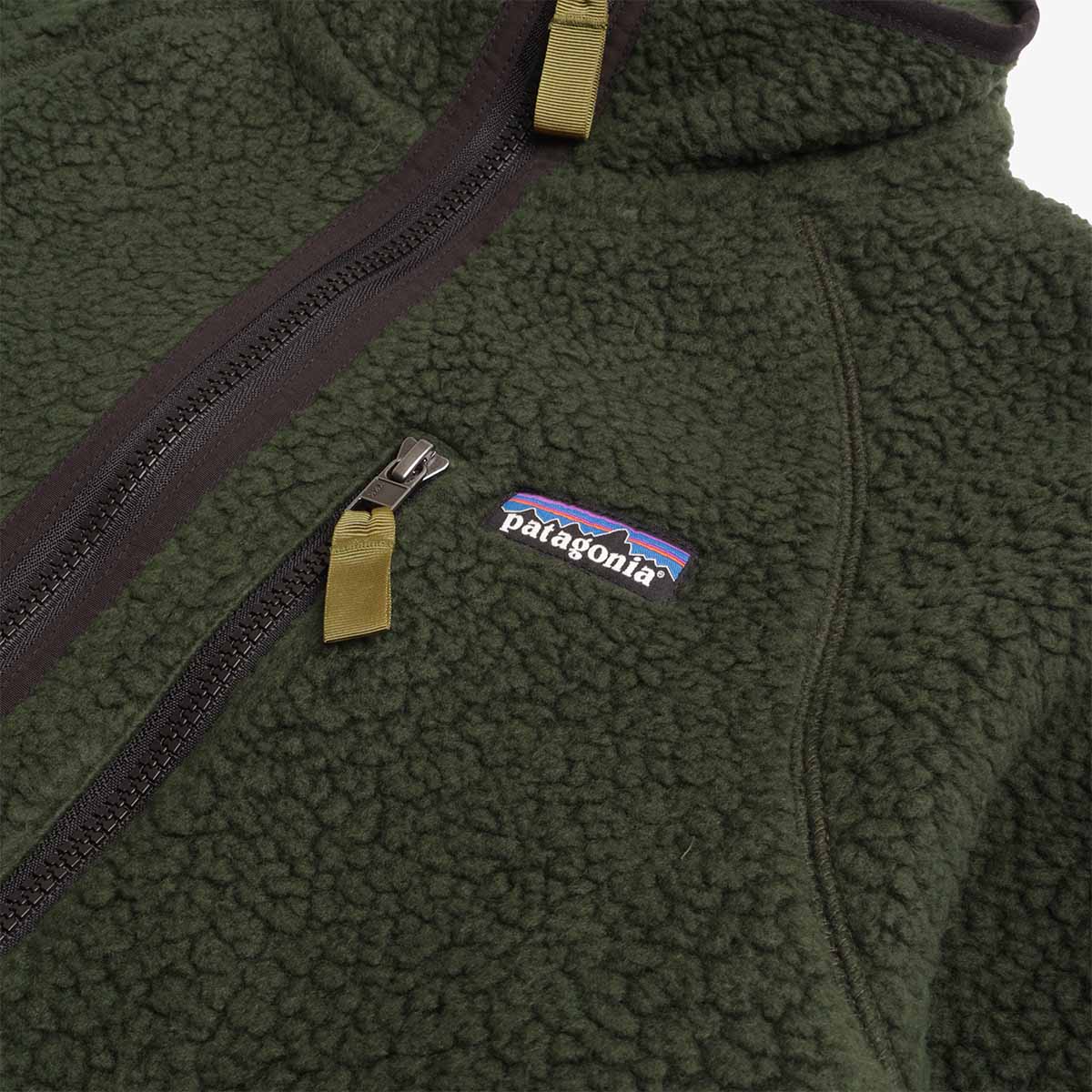 main Patagonia Retro Pile Jacket, Old Growth Green, Detail Shot 2