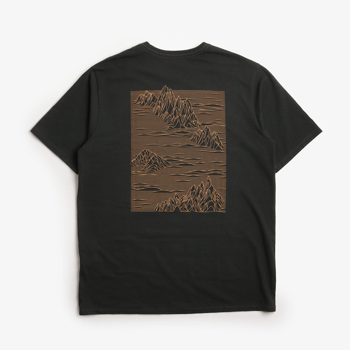 Patagonia Strataspire Responsibili-Tee T-Shirt, Old Growth Green, Detail Shot 2