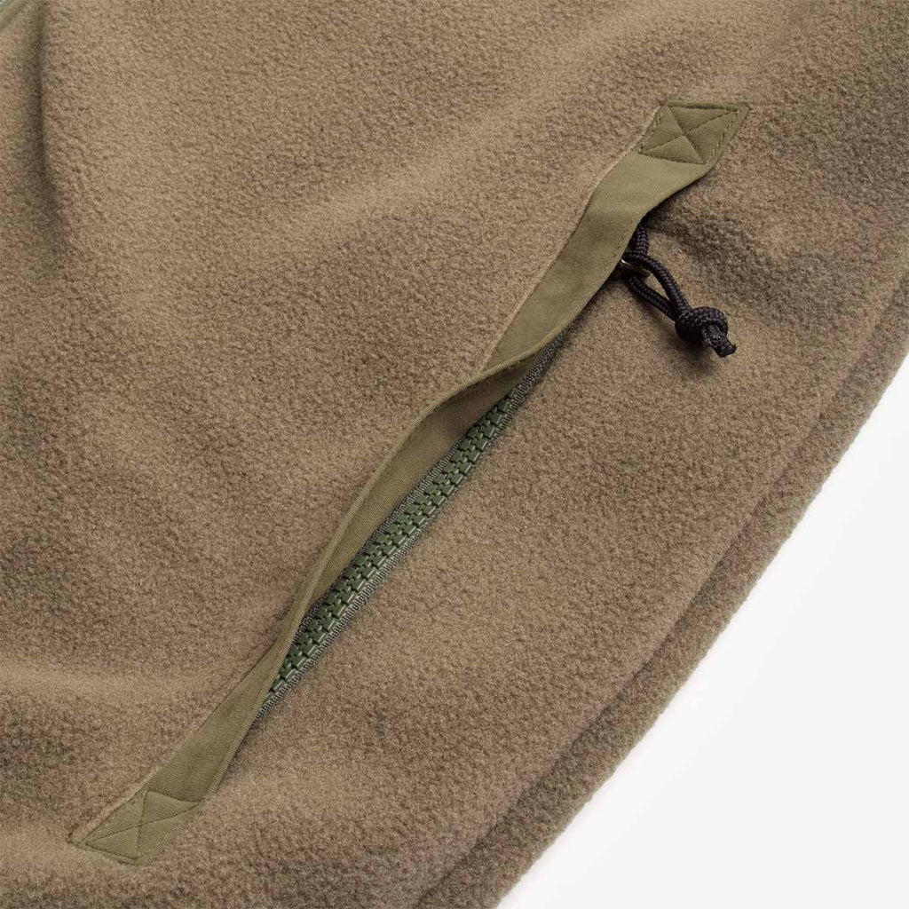 Patagonia Synchilla Fleece Vest, Basin Green, Detail Shot 3