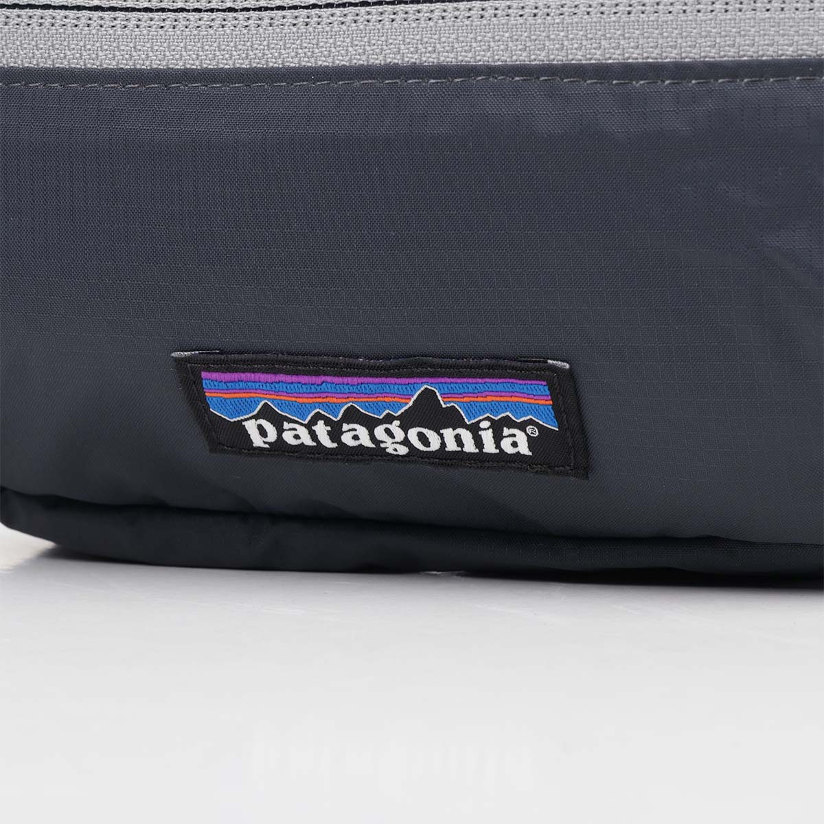 Patagonia Terravia Mini Hip Pack 1L, Smolder Blue, Detail Shot 2