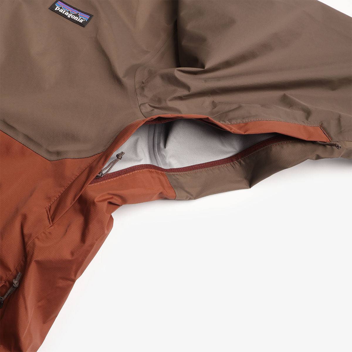 main Patagonia Torrentshell 3L Jacket, Marlow Brown, Detail Shot 7