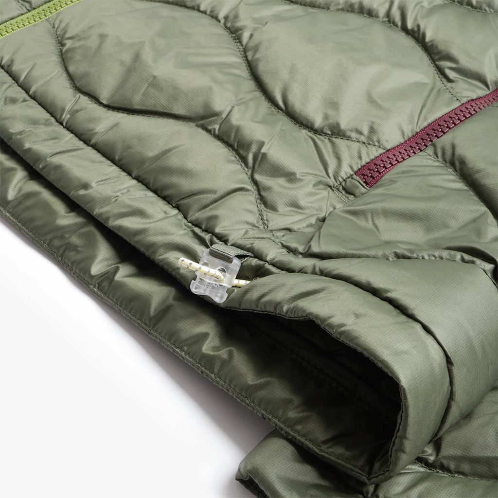 Hem drawcord toggle detail, Helium Utility Down Jacket